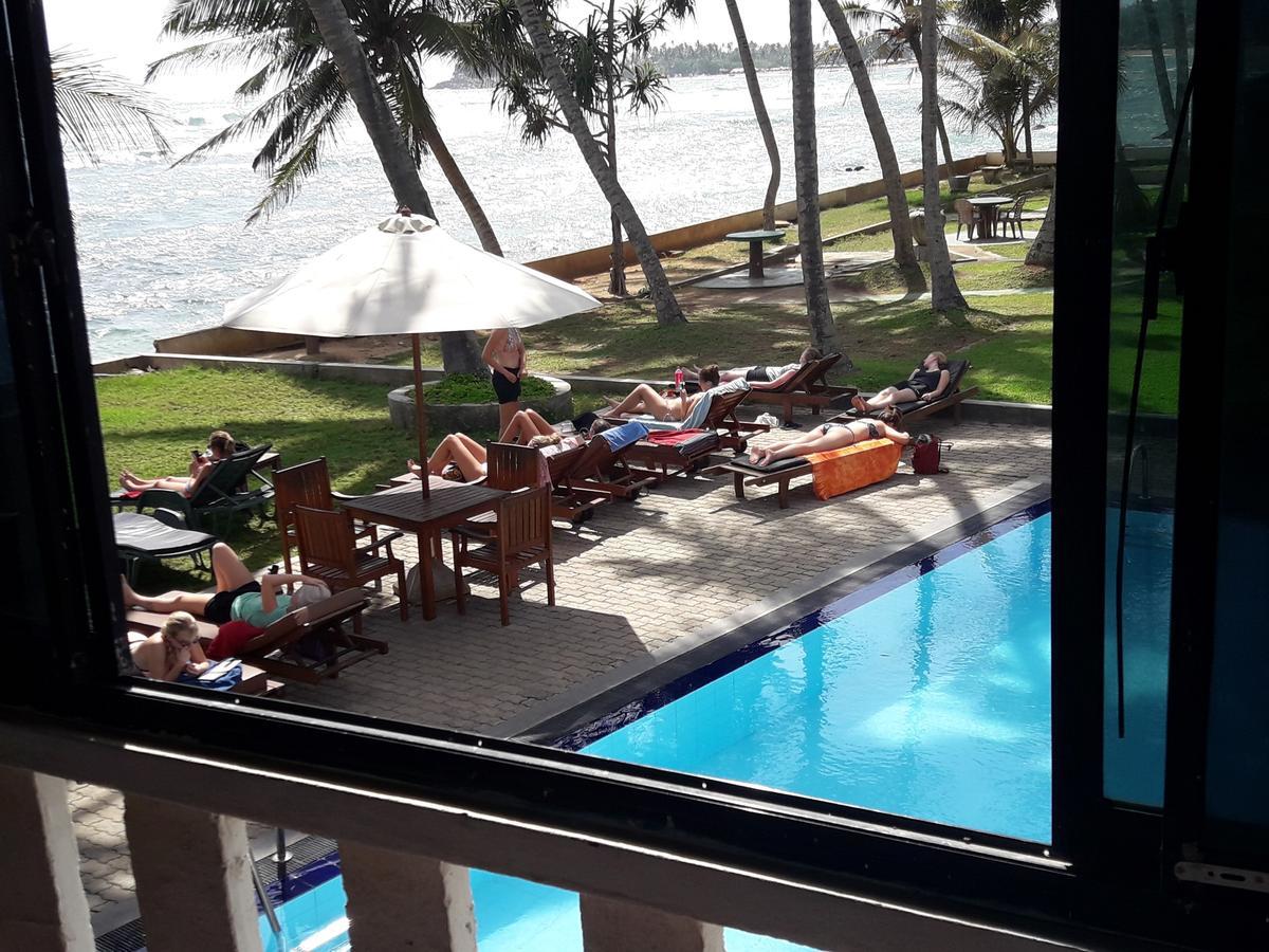 Miltons Beach Resort Unawatuna Extérieur photo