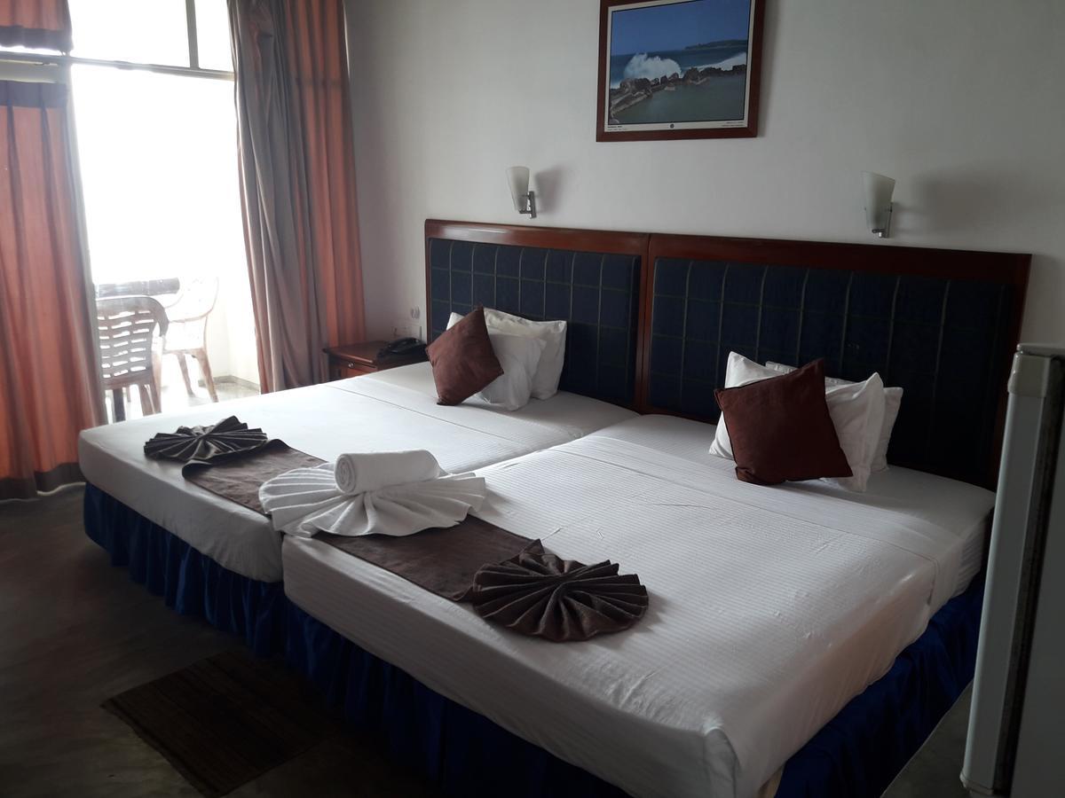 Miltons Beach Resort Unawatuna Extérieur photo