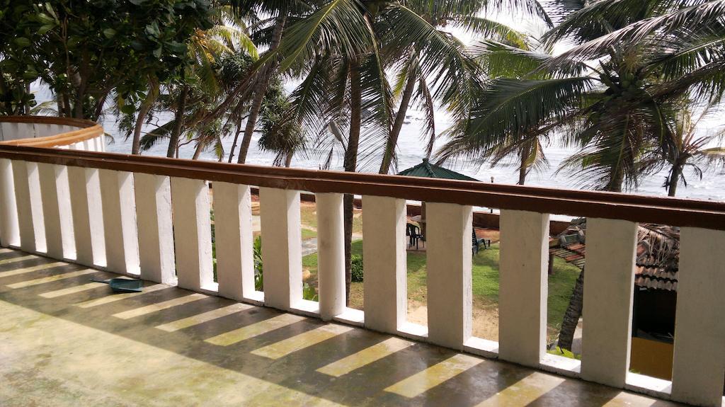 Miltons Beach Resort Unawatuna Extérieur photo