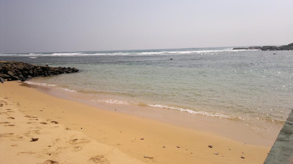Miltons Beach Resort Unawatuna Extérieur photo