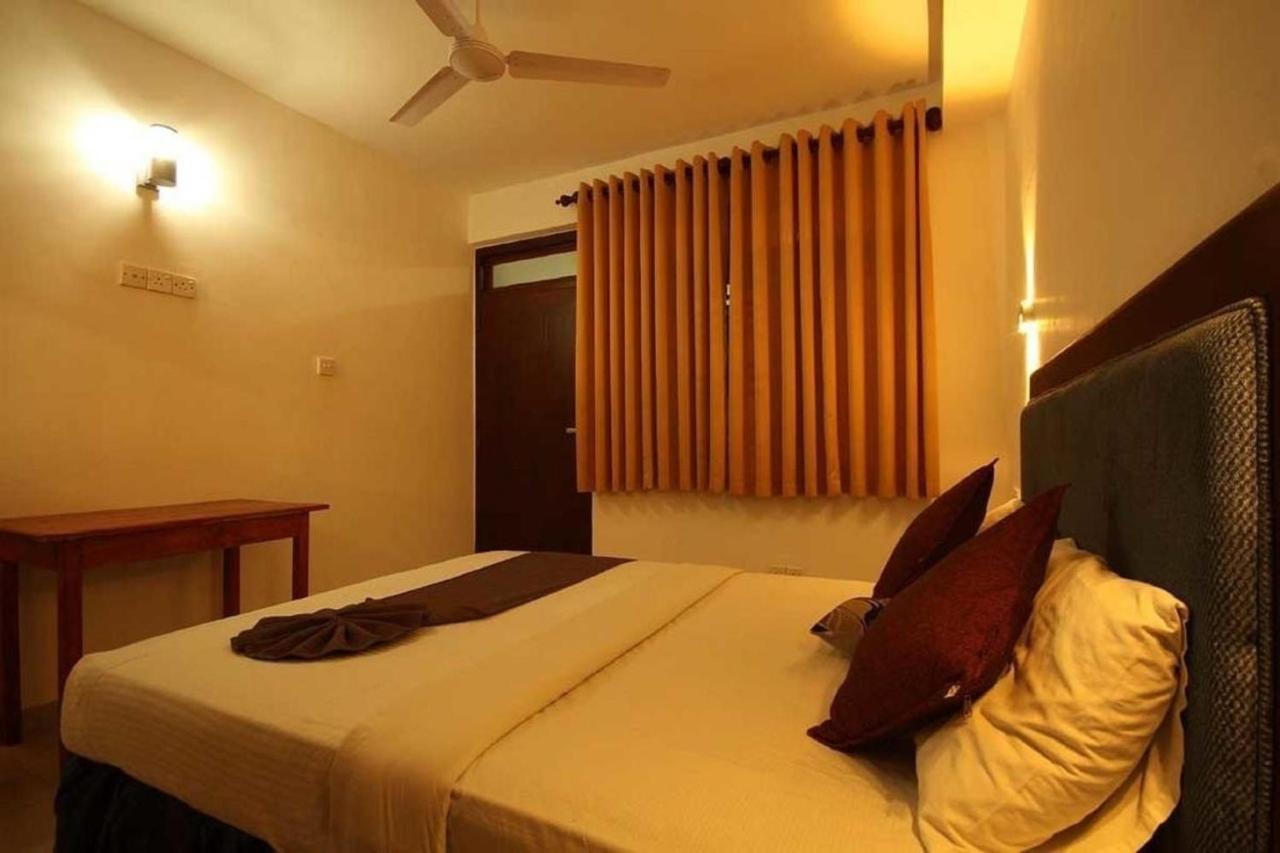 Miltons Beach Resort Unawatuna Extérieur photo
