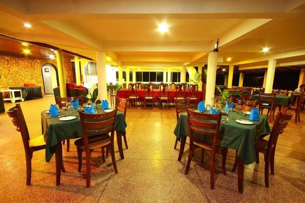 Miltons Beach Resort Unawatuna Extérieur photo