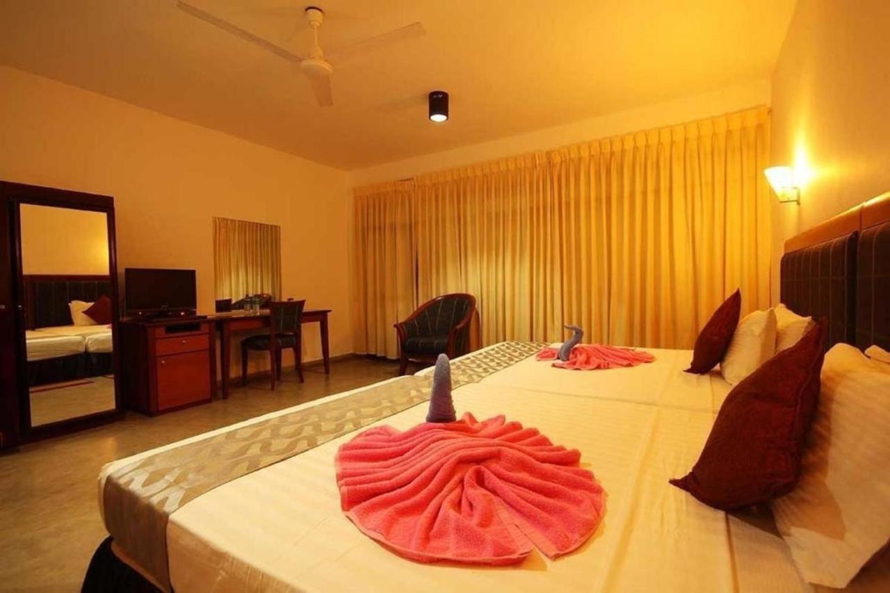 Miltons Beach Resort Unawatuna Extérieur photo