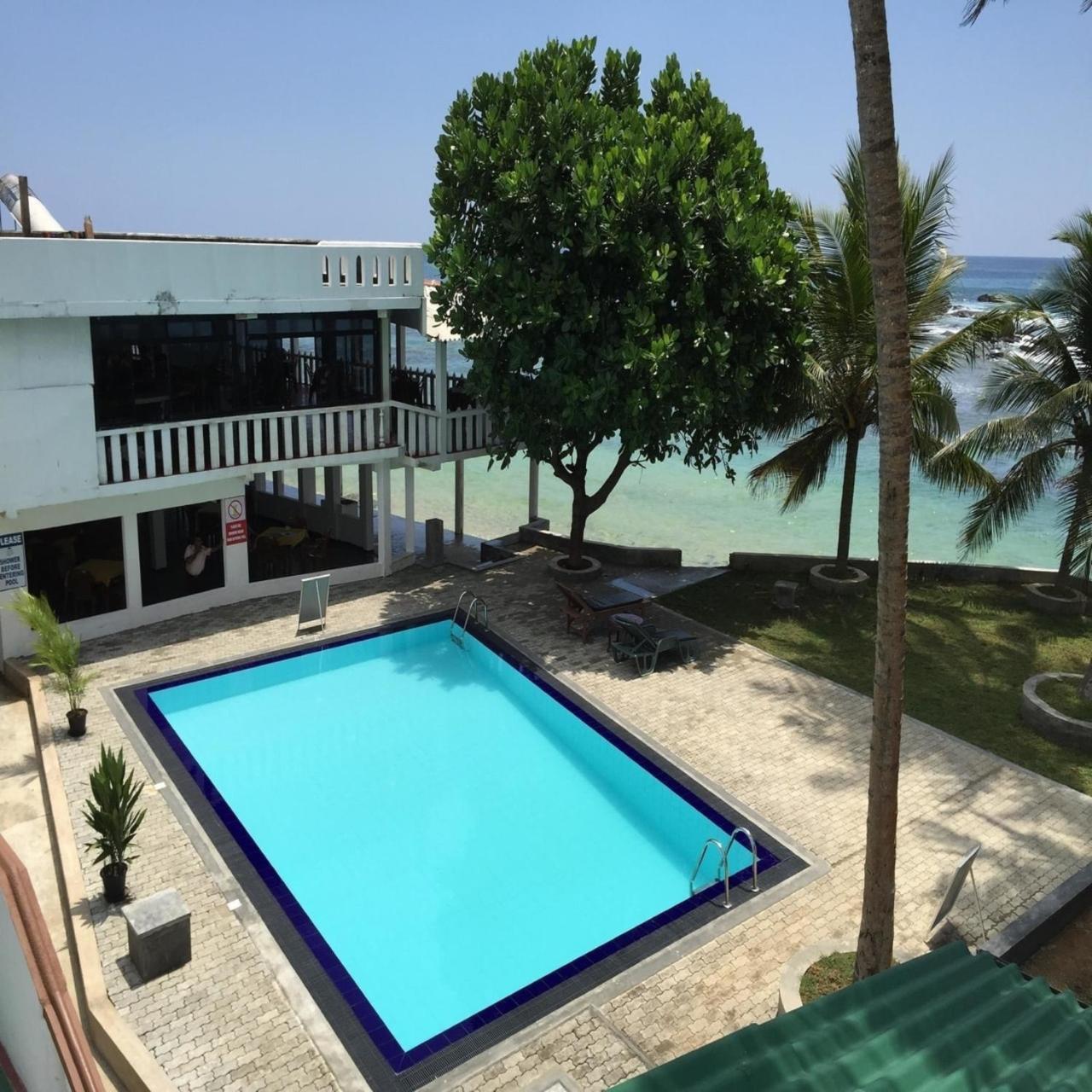 Miltons Beach Resort Unawatuna Extérieur photo